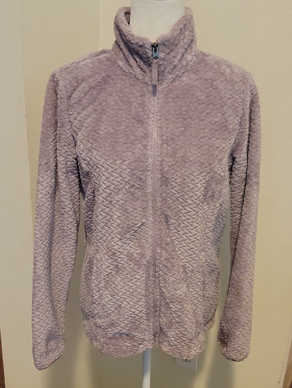 Cozy Plush Full-Zip Teddy Jacket in Light Lavender.....Size Small